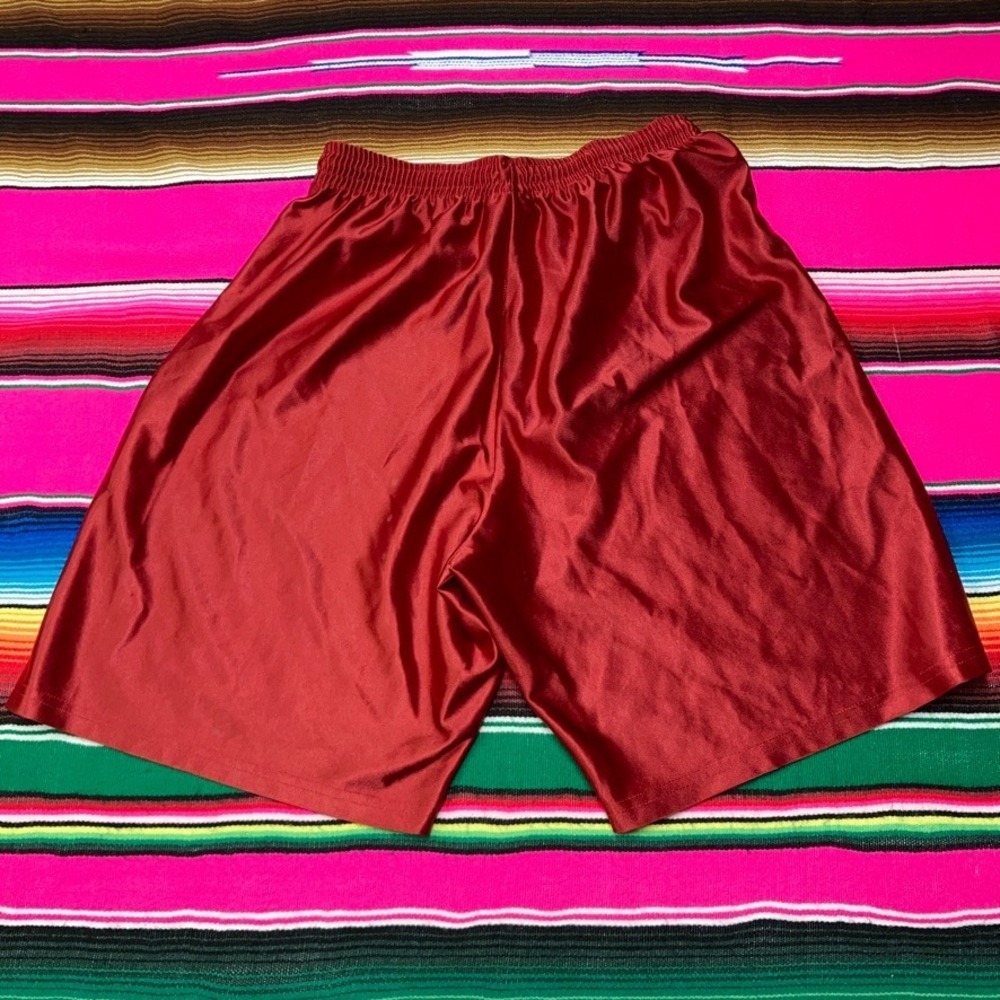 VTG Nike White Tag Basketball Shorts Mens M Red Dazzle Shiny Silky Soft Canada # - Picture 4 of 7
